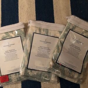 WILLIAMS SONOMA HOME SATEEN NWT STANDARD PILLOW